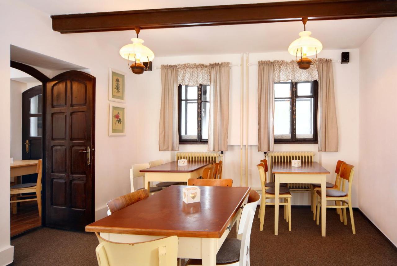 Restaurace a penzion Jilm Jilemnice Esterno foto